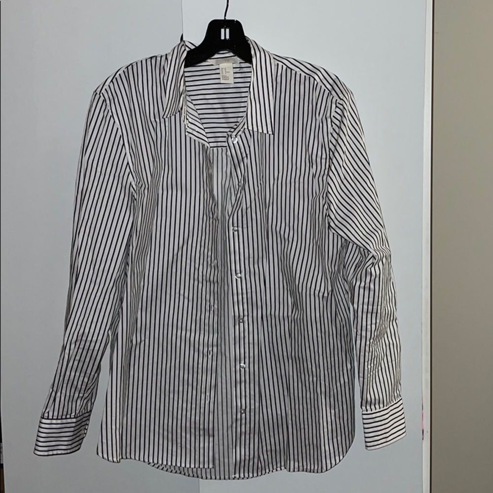 H&M Black white stripe button down shirt US10